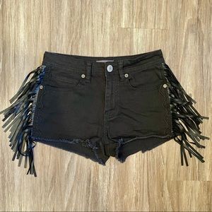 Kendall & Kylie Black Denim Fringe Jean Shorts Women’s Size 27 Junior Size 5